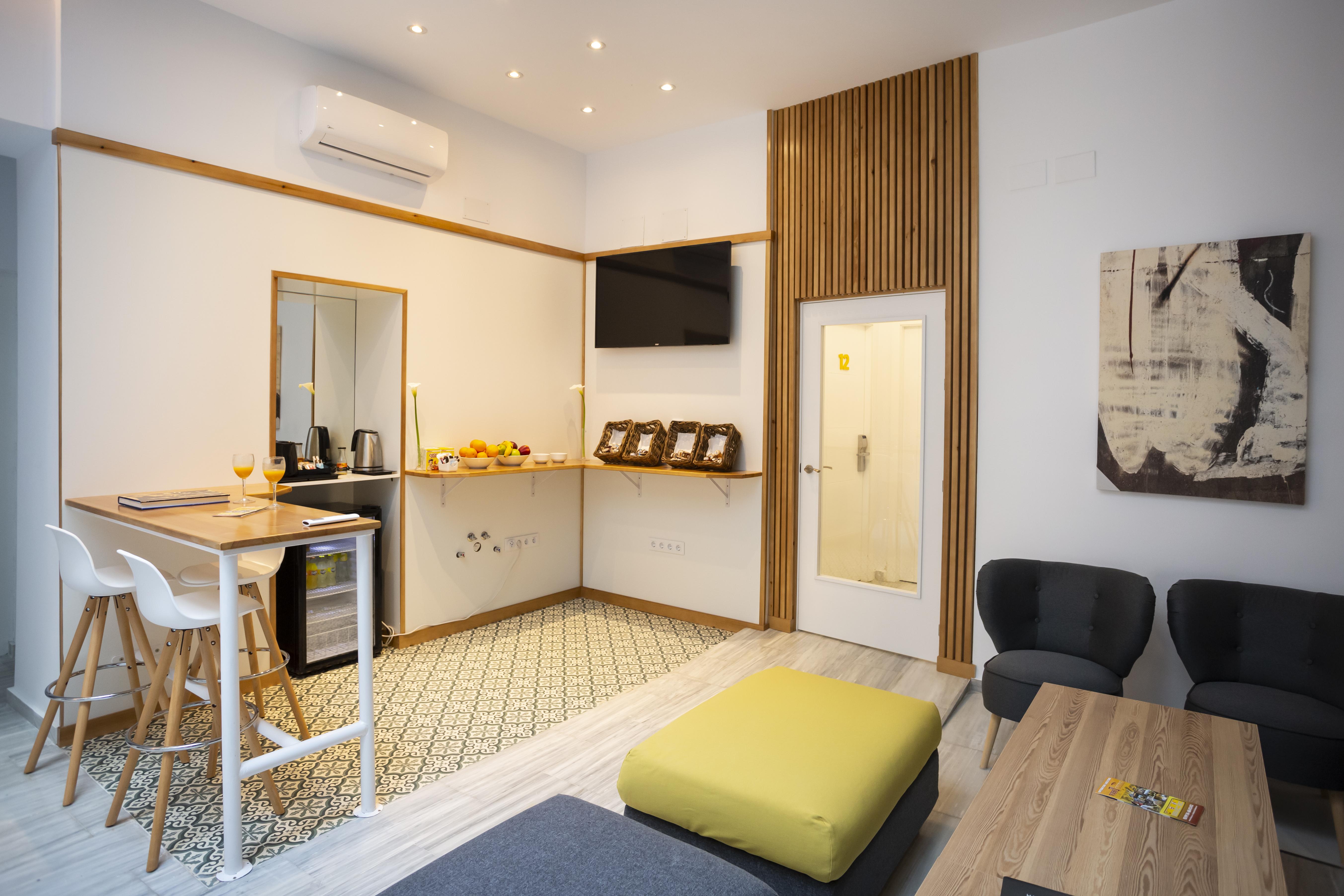 Basic Hotel Sevilla Catedral Экстерьер фото